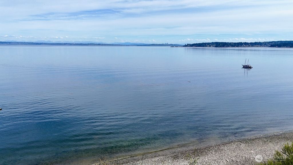 Photo of 18616 Angeline Avenue NE, Suquamish, WA 98392 (MLS # 2514315)