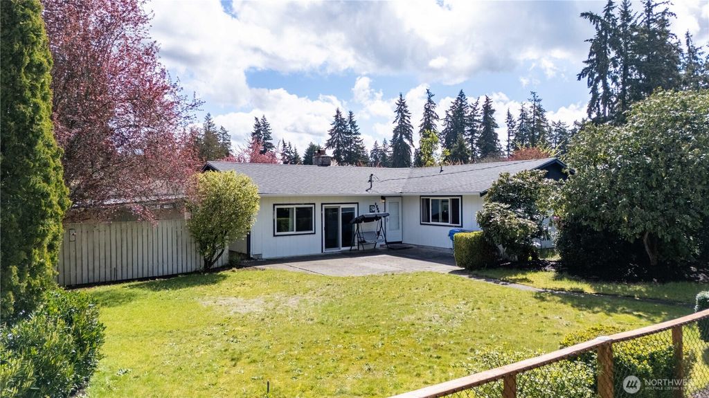 Photo of 12001 107TH Avenue Ct E, Puyallup, WA 98374 (MLS # 2499427)