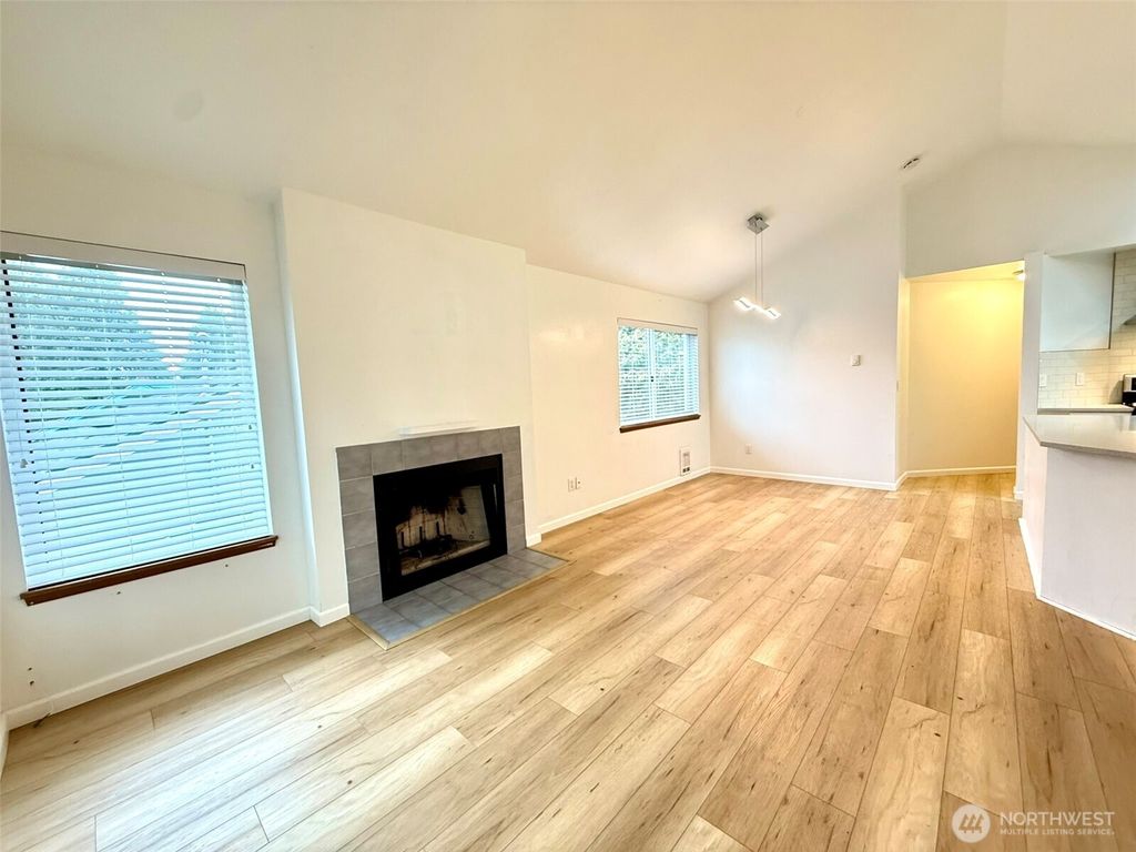 Photo of 12043 Bartlett Avenue NE, Seattle, WA 98125 (MLS # 2512594)