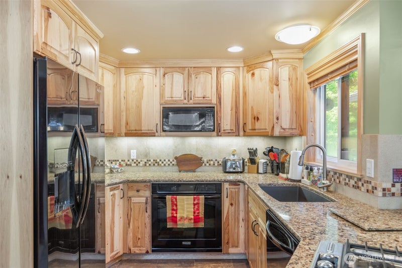 19005 104th Avenue NE
