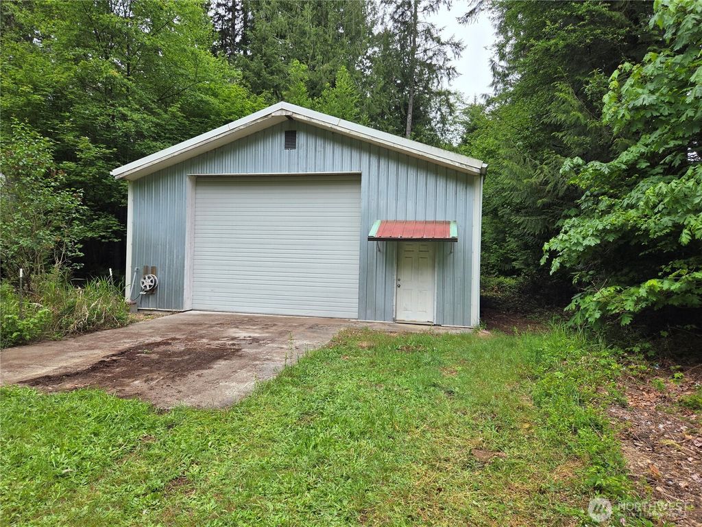 Photo of 4120 107th Avenue SW, Olympia, WA 98512 (MLS # 2521540)