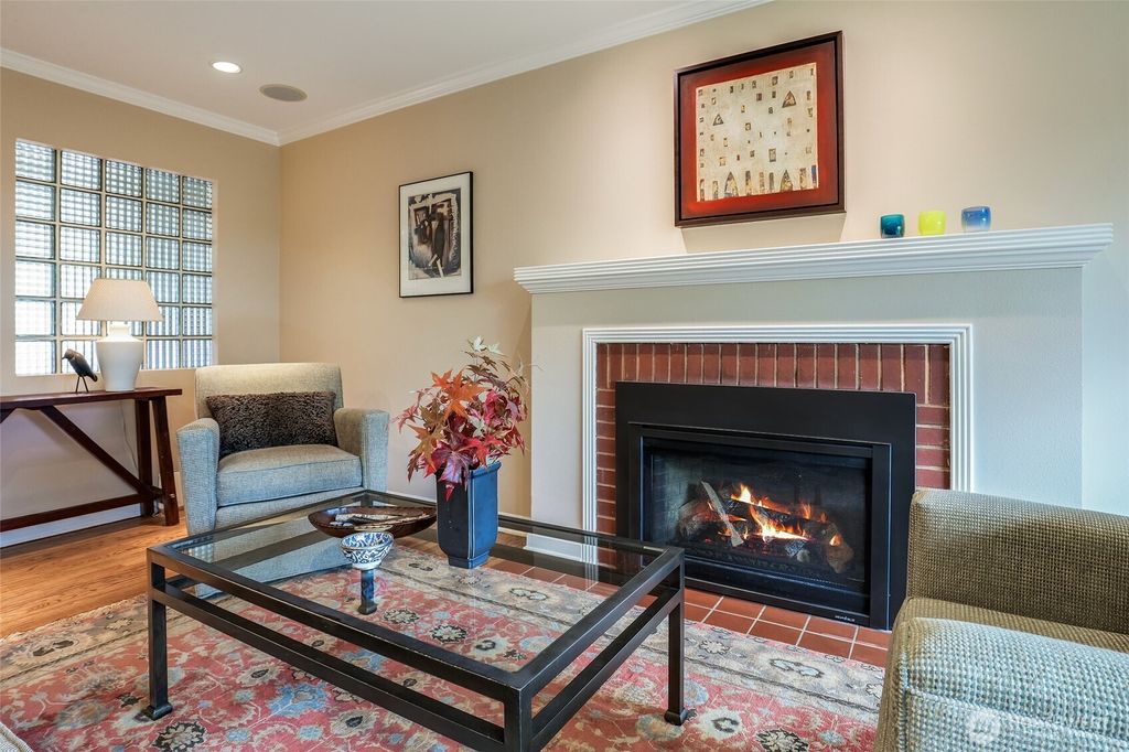 Photo of 5021 Pullman Avenue NE, Seattle, WA 98105 (MLS # 2444767)