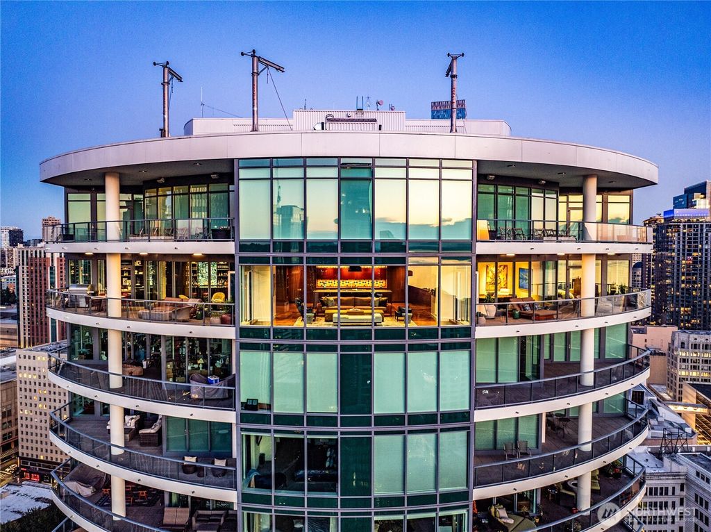 Photo of 1920 4th Avenue #PH101, Seattle, WA 98101 (MLS # 2435640)