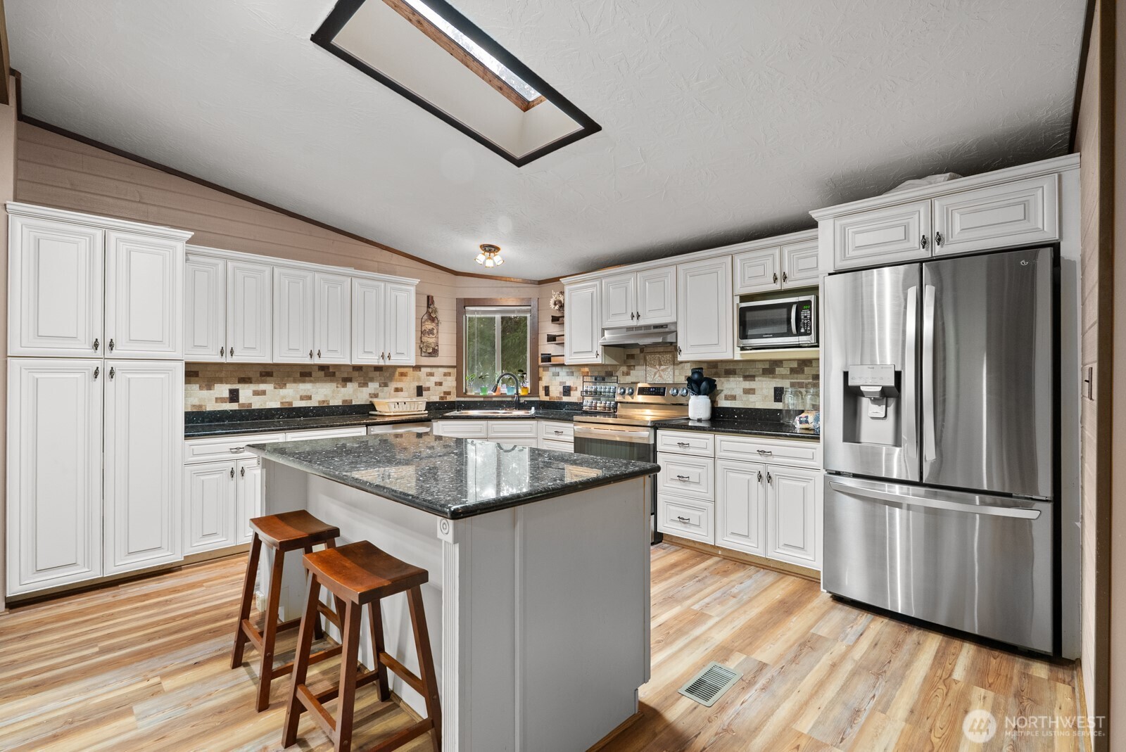 2003 77th Street Ct E