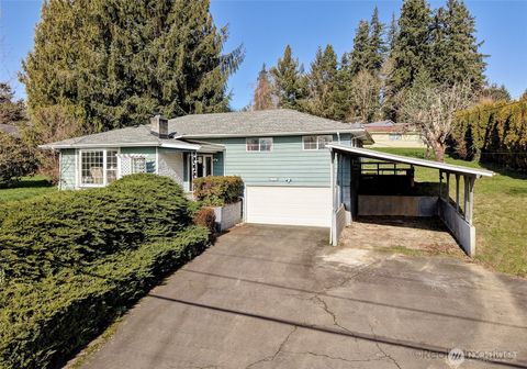 Photo of 1703 Allen Street, Kelso, WA 98626 (MLS # 2482711)