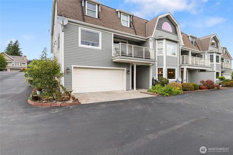 Photo of 1178 E Grover Street #101, Lynden, WA 98264 (MLS # 2500145)