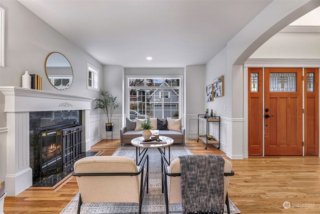 Photo of 2224 250th Place SE, Sammamish, WA 98075 (MLS # 2182004)