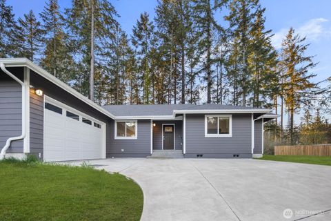 Photo of 19515 26th Street Ct SW, Lakebay, WA 98349 (MLS # 2507121)
