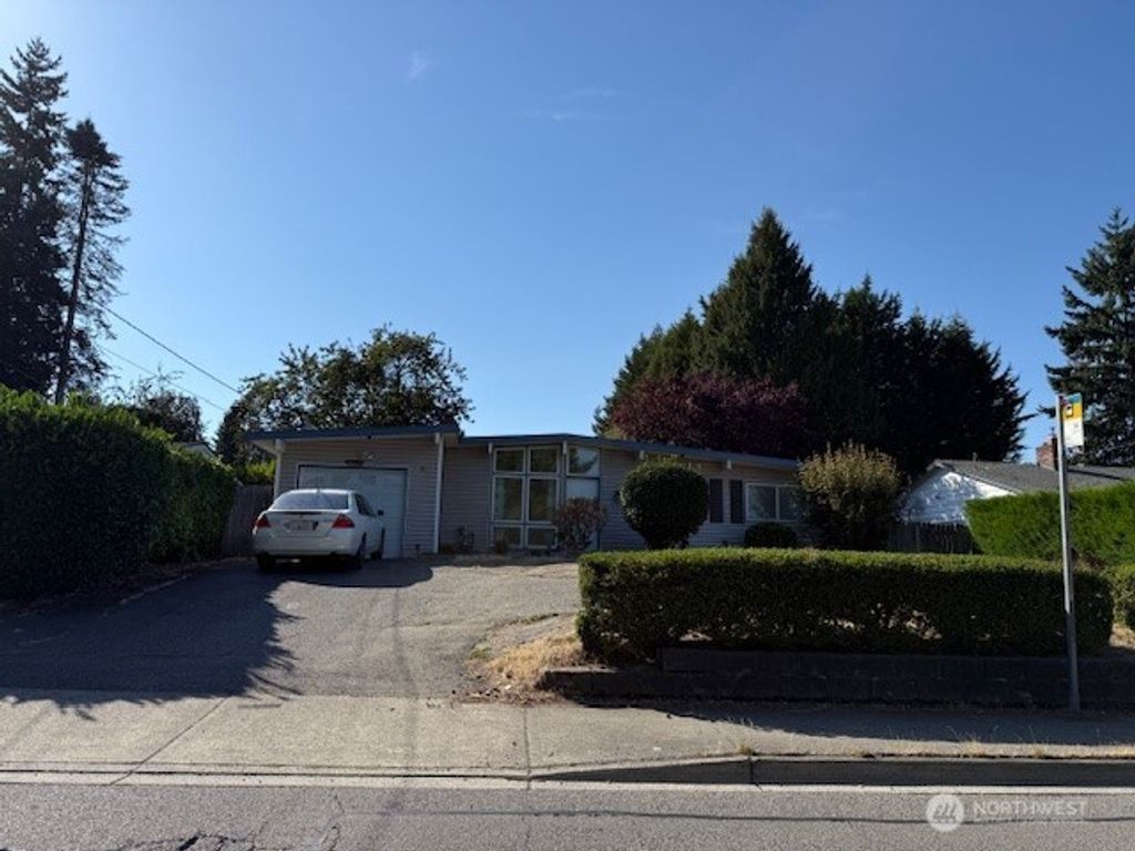 Photo of 18609 8th Avenue S, Des Moines, WA 98148 (MLS # 2439694)