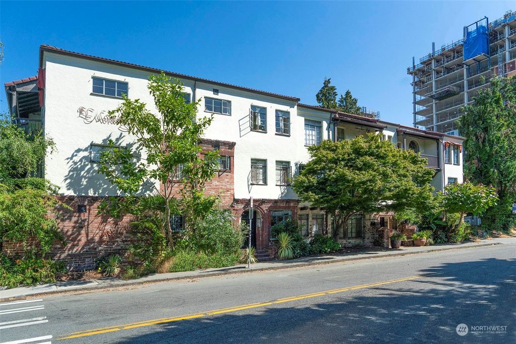 Photo of 1106 NE 42nd Street #20, Seattle, WA 98105 (MLS # 2218590)