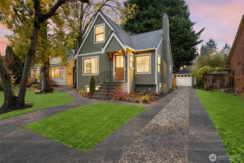Photo of 3430 42nd Avenue SW, Seattle, WA 98116 (MLS # 2455299)