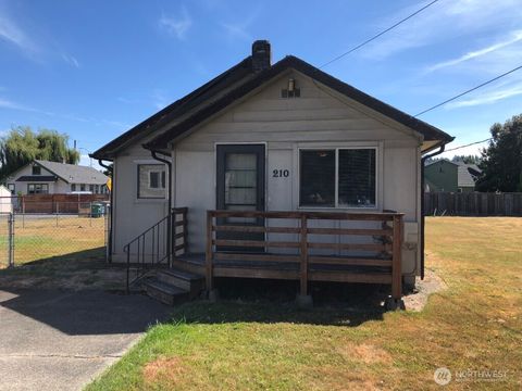 Photo of 210 Williams Avenue N, Renton, WA 98056 (MLS # 2458506)