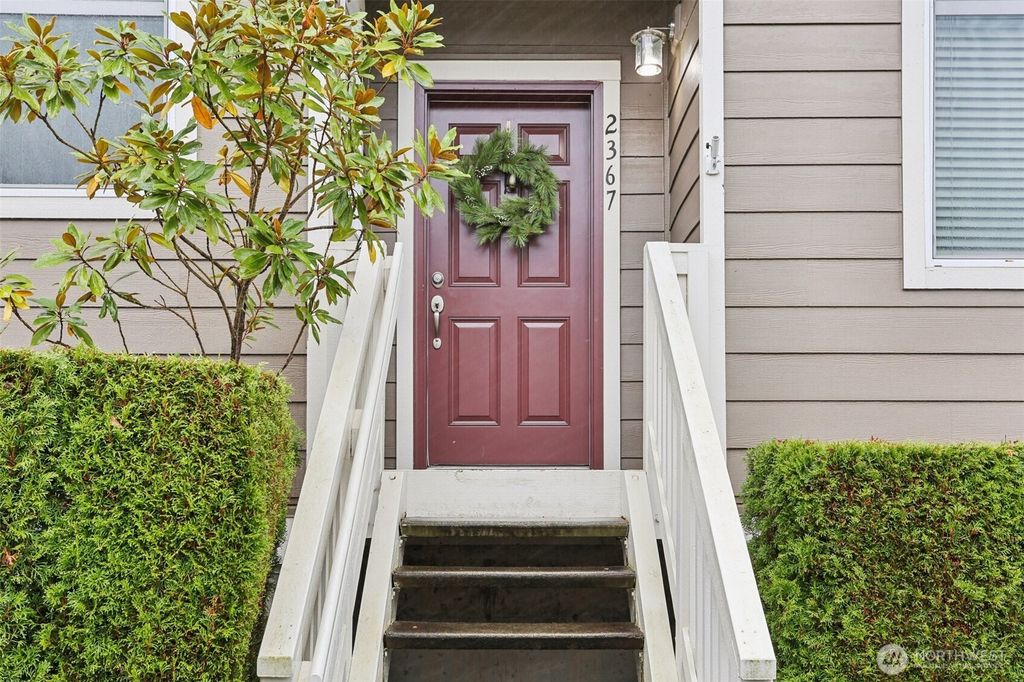 Photo of 2367 NE Park Drive, Issaquah, WA 98029 (MLS # 2460856)