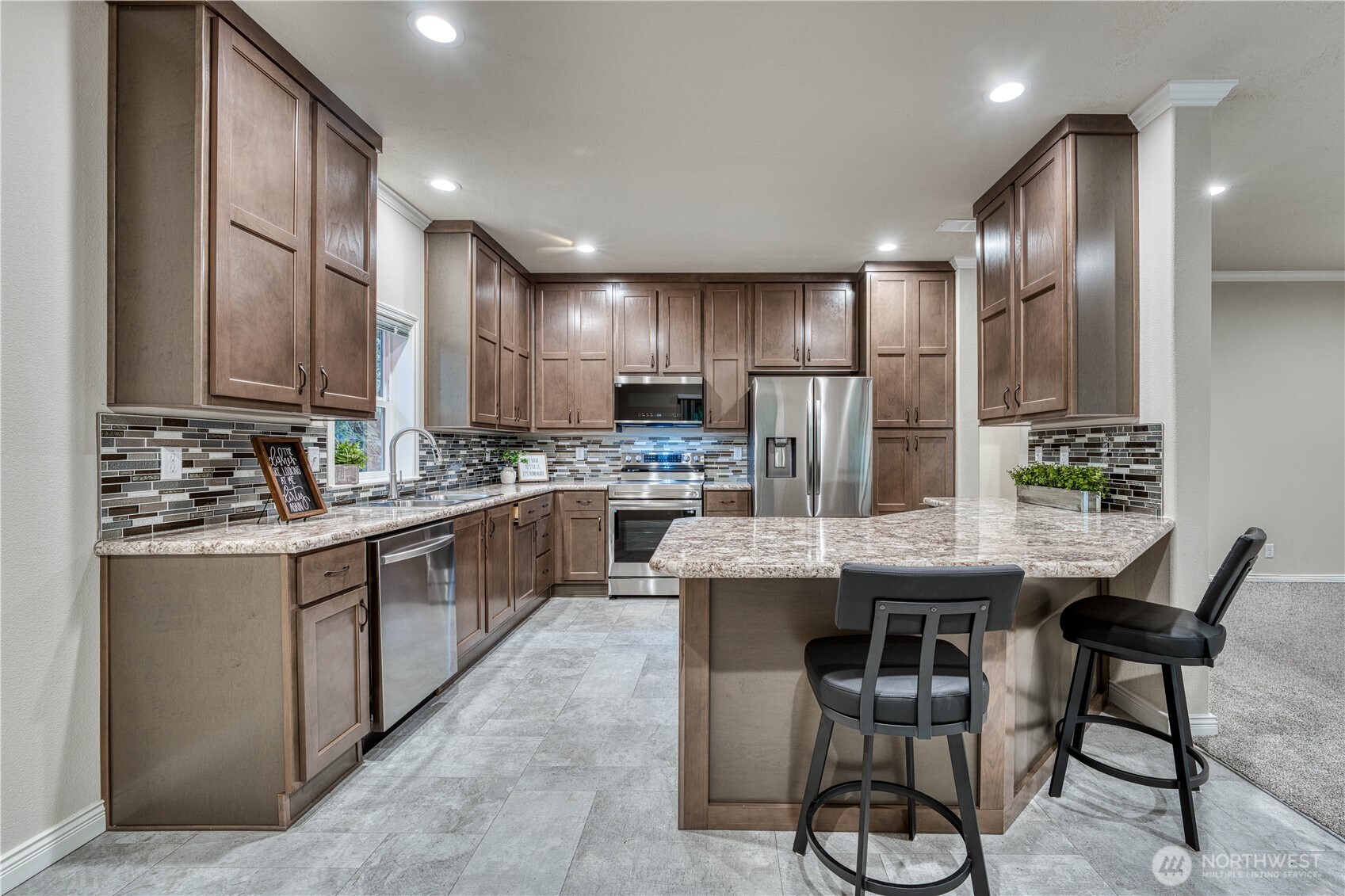 3897 Christine Lane NW