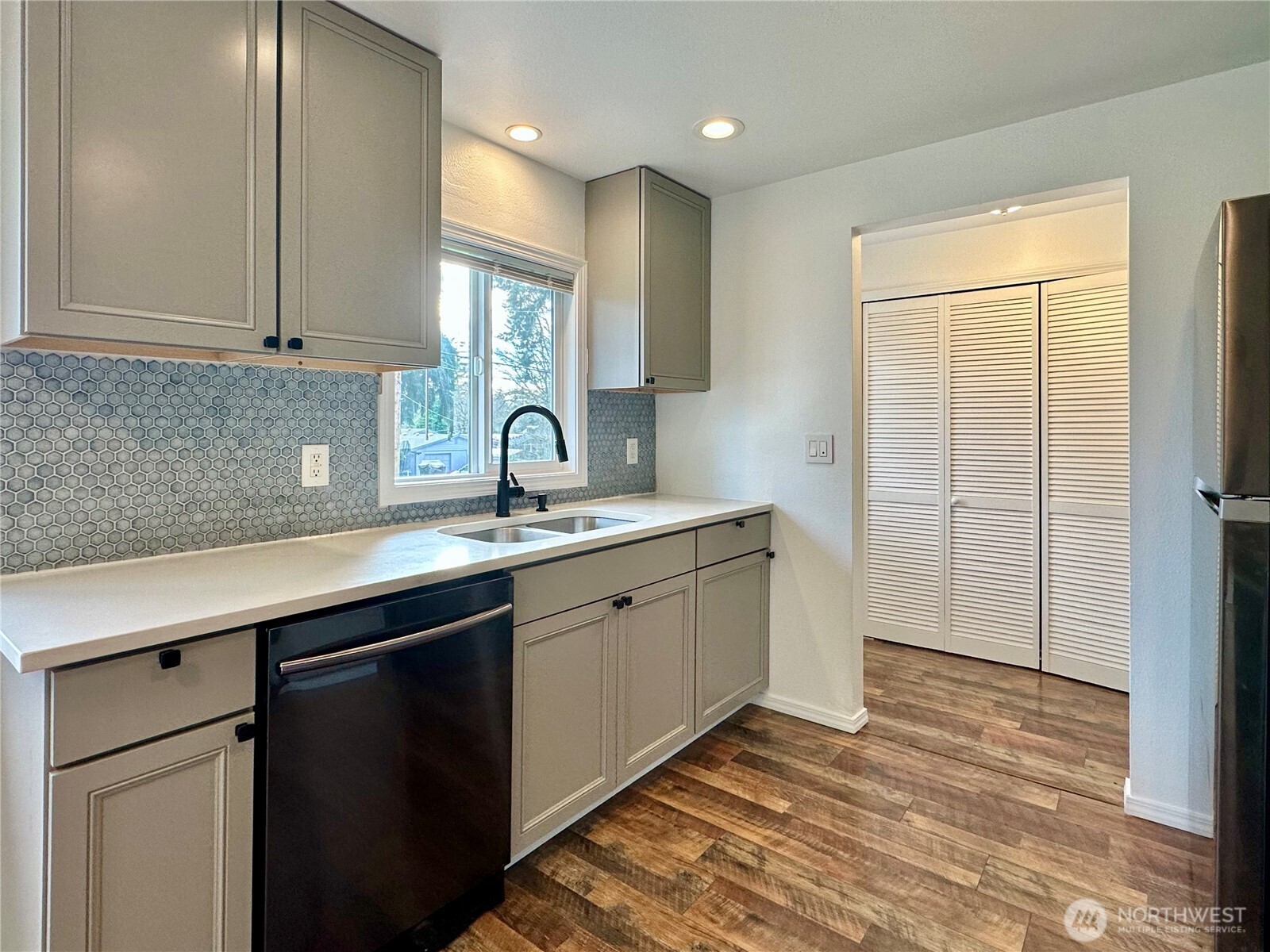 7544 Mesplay Avenue SE