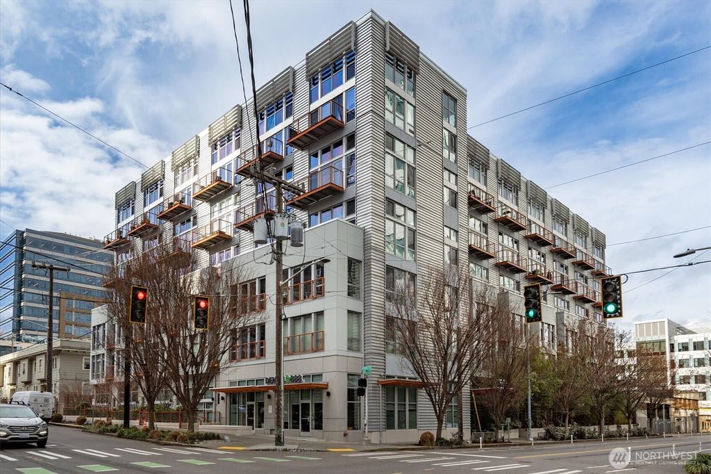 Photo of 401 9th Avenue N #505, Seattle, WA 98109 (MLS # 2332731)