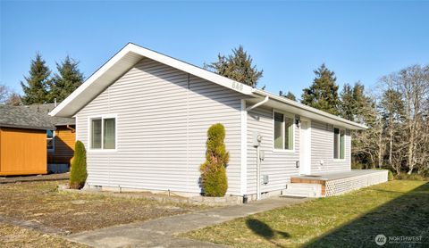640 Island Circle SE, Ocean Shores, WA 98569 - MLS#: 2334906