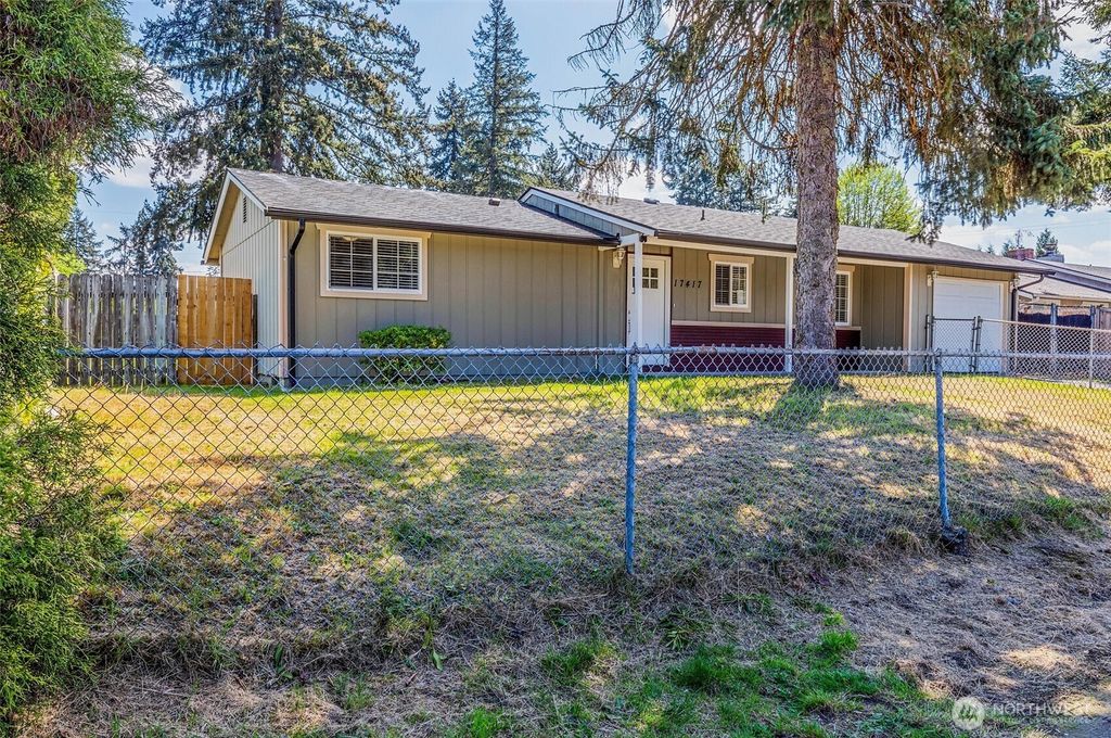 Photo of 17417 11th Avenue E, Spanaway, WA 98387 (MLS # 2516889)