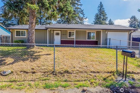Photo of 17417 11th Avenue E, Spanaway, WA 98387 (MLS # 2516889)