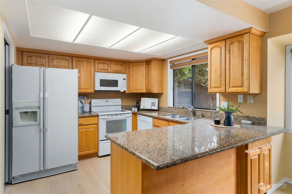 Photo of 16318 197th Avenue NE, Woodinville, WA 98077 (MLS # 2163675)