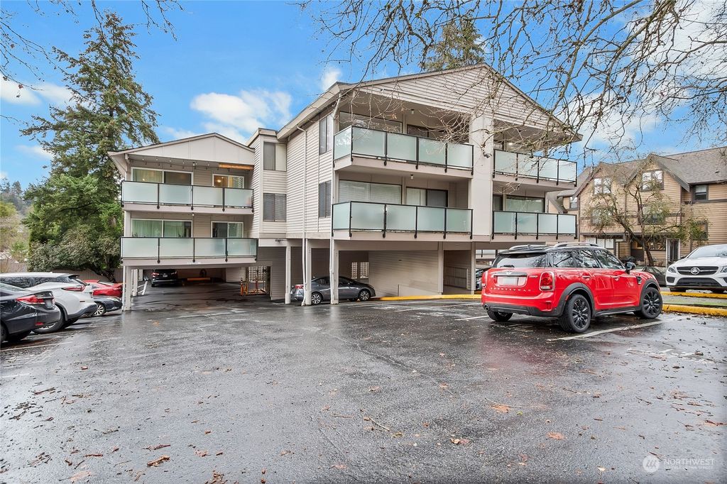 Photo of 321 Bellevue Way SE #102, Bellevue, WA 98004 (MLS # 2318249)