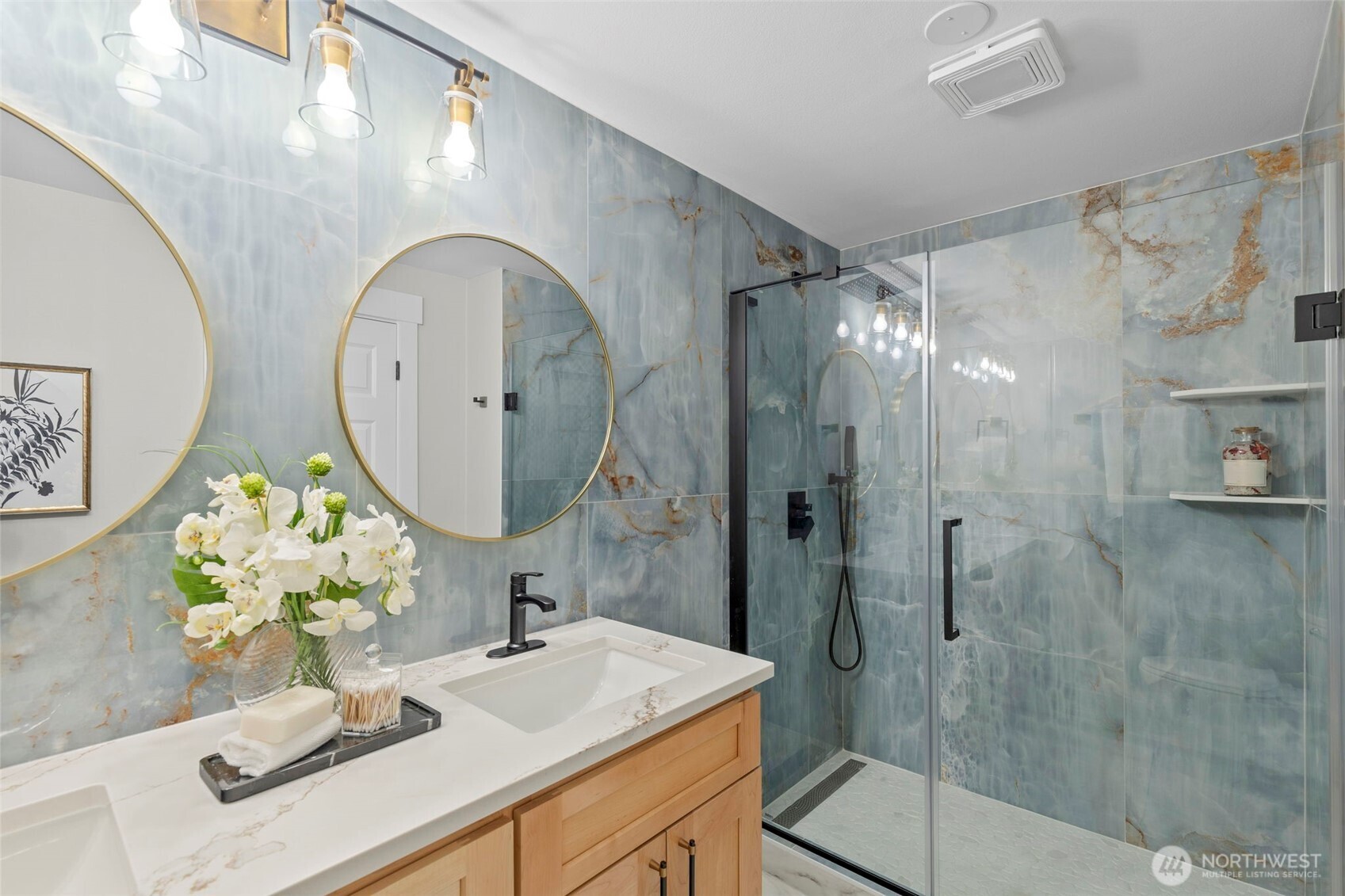 Tacoma, Washington 98422, United States, 4 Bedrooms Bedrooms, ,4 BathroomsBathrooms,Residential,Active,165150