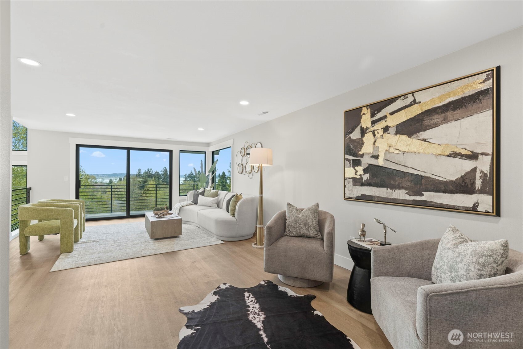 Tacoma, Washington 98422, United States, 4 Bedrooms Bedrooms, ,4 BathroomsBathrooms,Residential,Active,165150