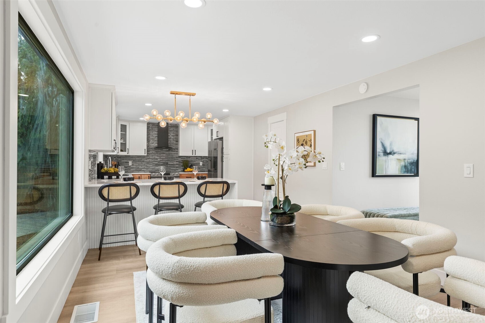 Tacoma, Washington 98422, United States, 4 Bedrooms Bedrooms, ,4 BathroomsBathrooms,Residential,Active,165150