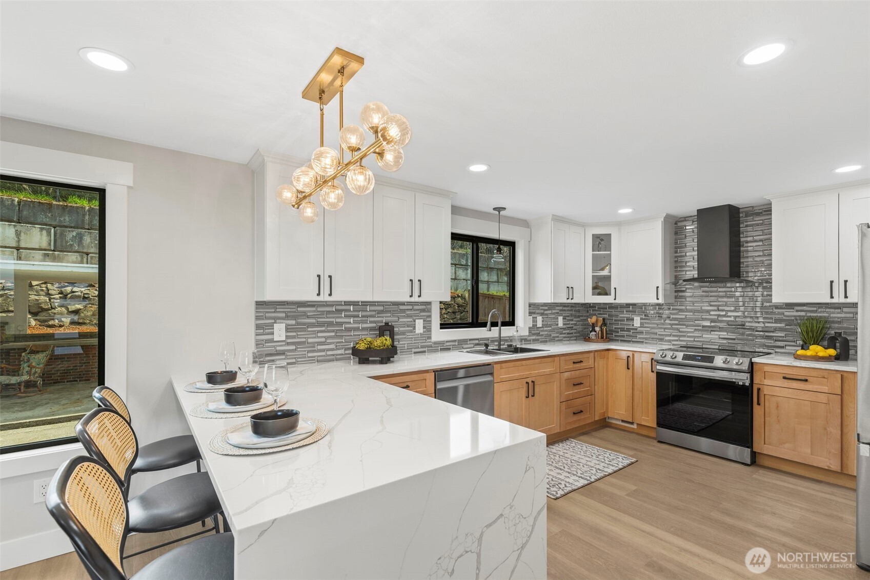 Tacoma, Washington 98422, United States, 4 Bedrooms Bedrooms, ,4 BathroomsBathrooms,Residential,Active,165150