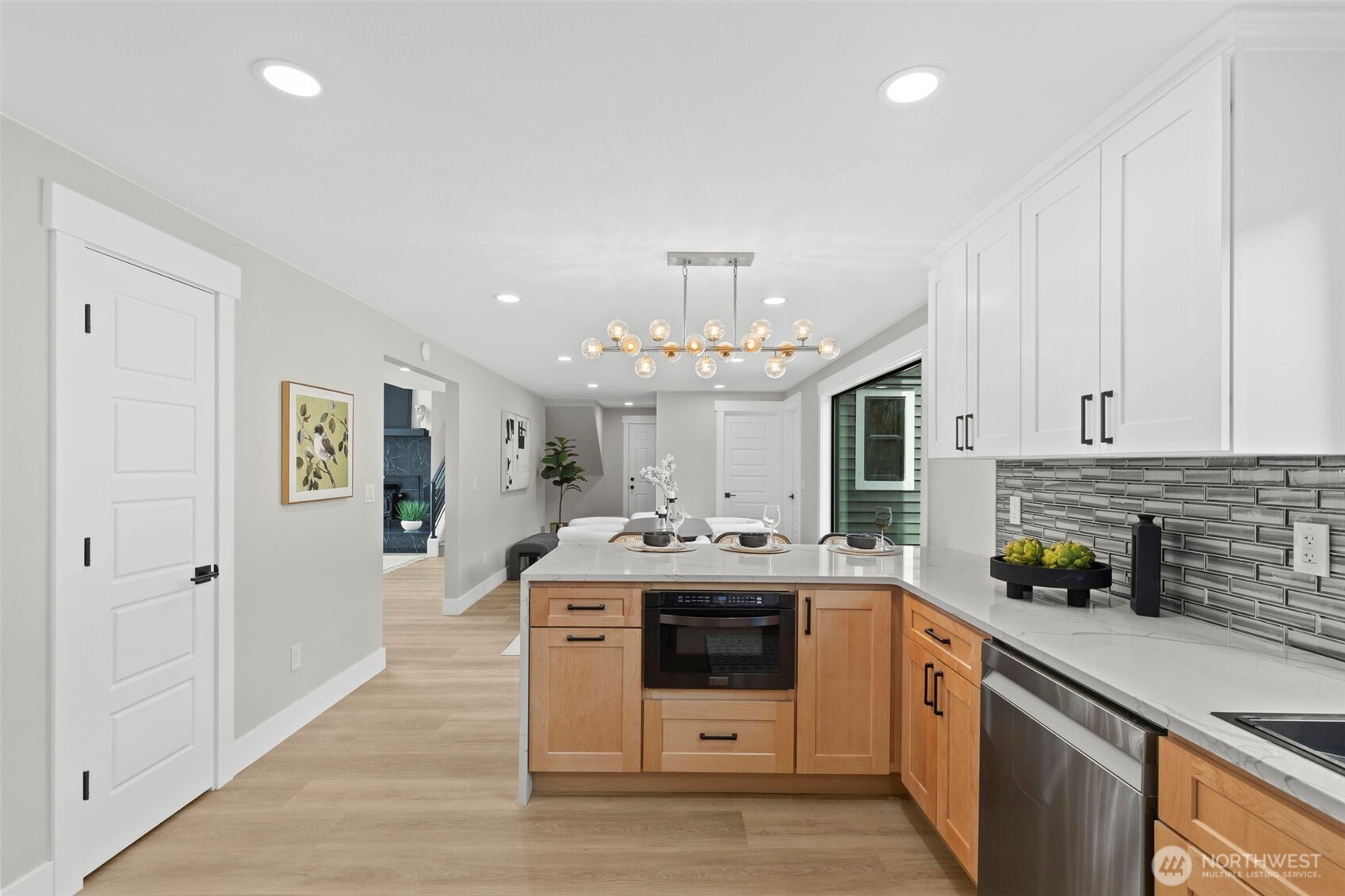 Tacoma, Washington 98422, United States, 4 Bedrooms Bedrooms, ,4 BathroomsBathrooms,Residential,Active,165150