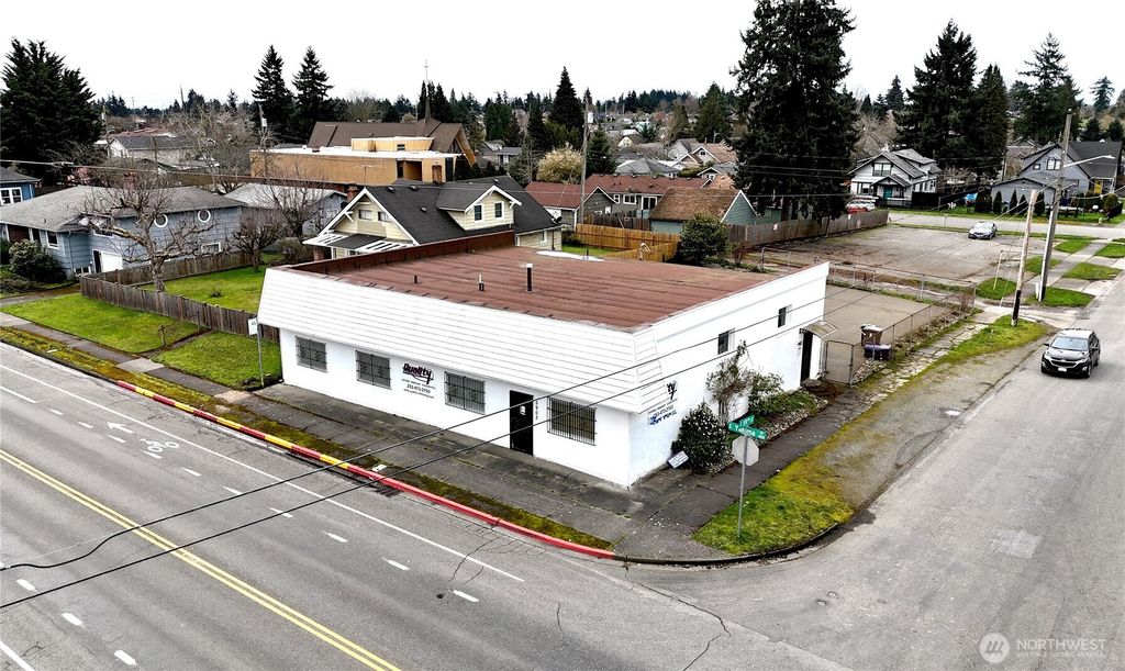 Photo of 5902 Yakima Avenue, Tacoma, WA 98408 (MLS # 2492808)