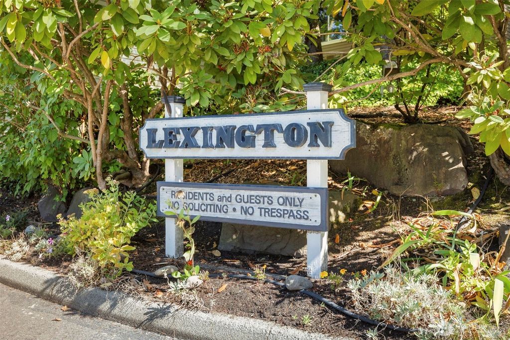 Photo of 12712 NE 144th Street #C203, Kirkland, WA 98034 (MLS # 2438860)