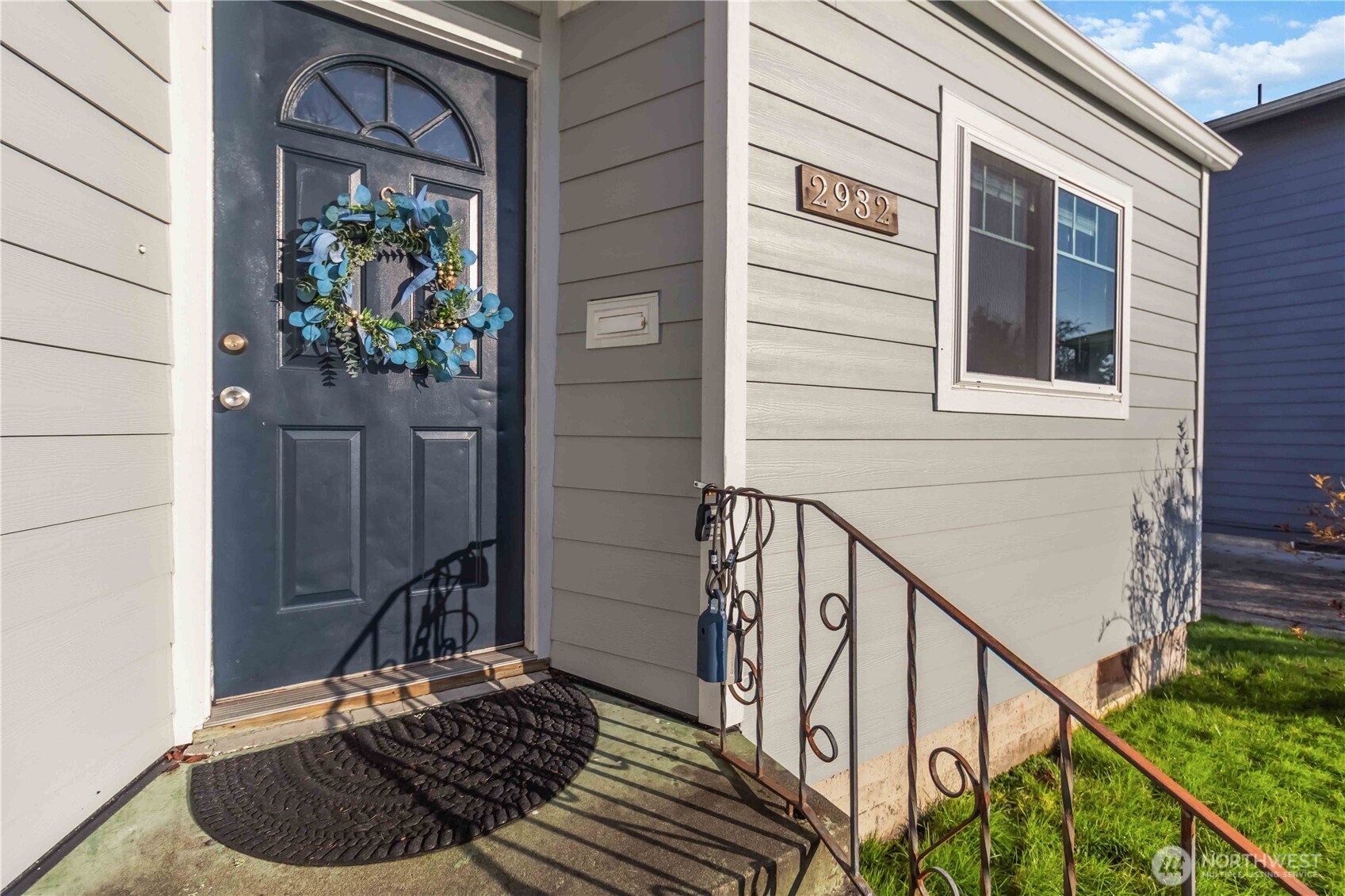 2932 Fir Street