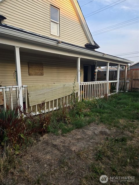Photo of 4717 S Alaska Street, Tacoma, WA 98408 (MLS # 2425680)
