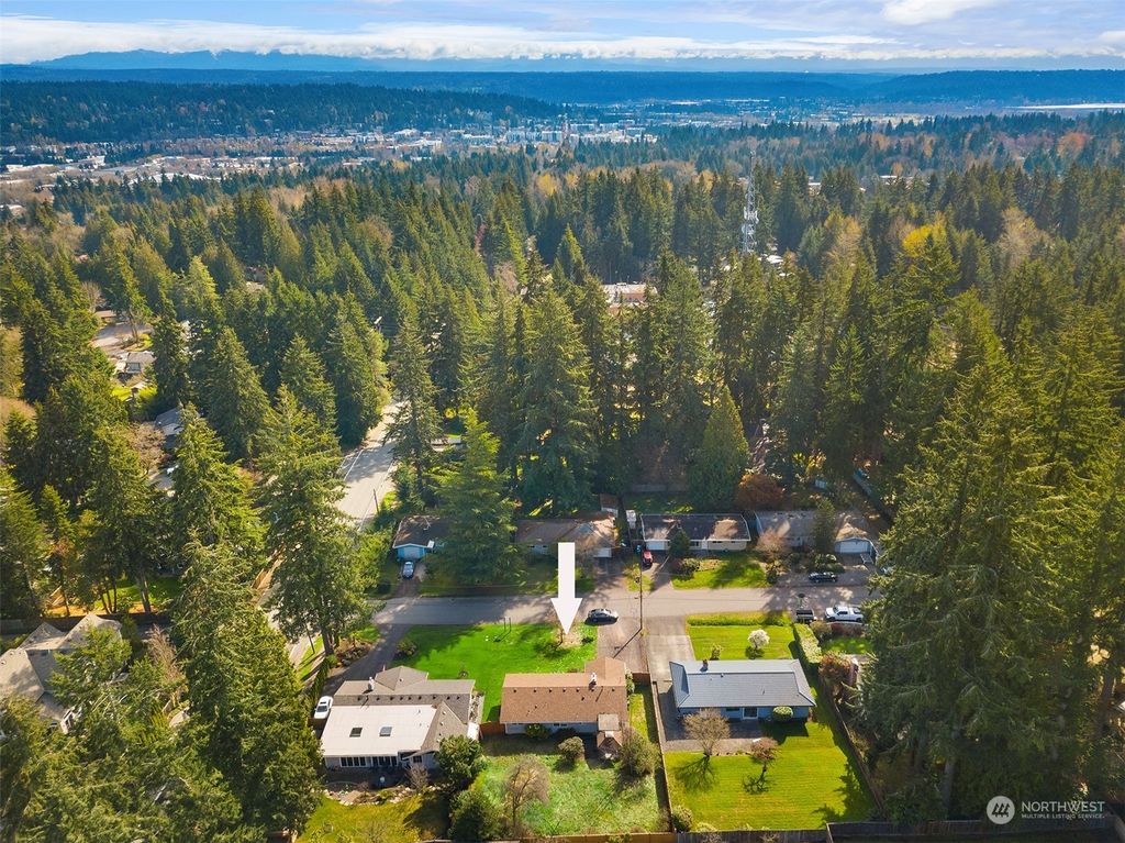 Photo of 7845 135th Avenue NE, Redmond, WA 98052 (MLS # 2055876)