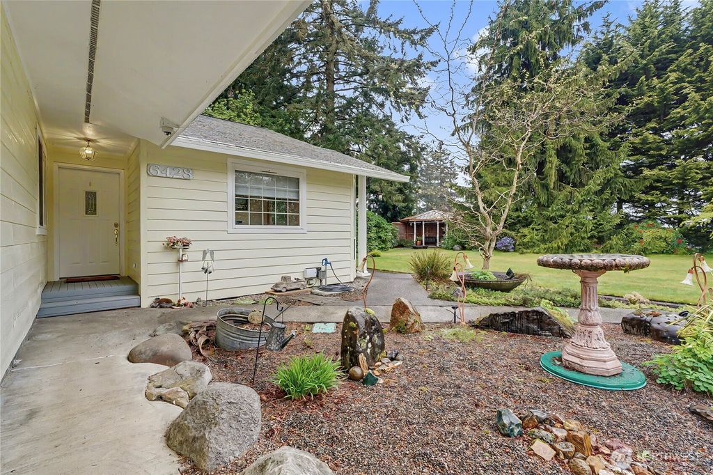 Photo of 6428 201st Avenue SW, Centralia, WA 98531 (MLS # 2517000)