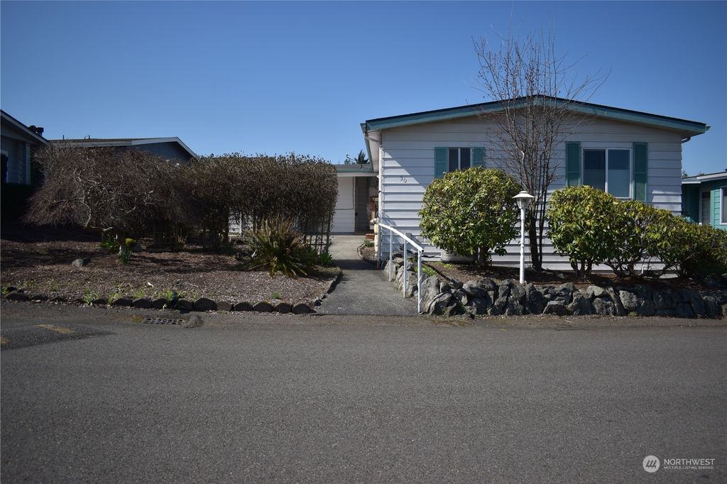 Photo of 2500 Alder Street #30, Milton, WA 98354 (MLS # 2031046)