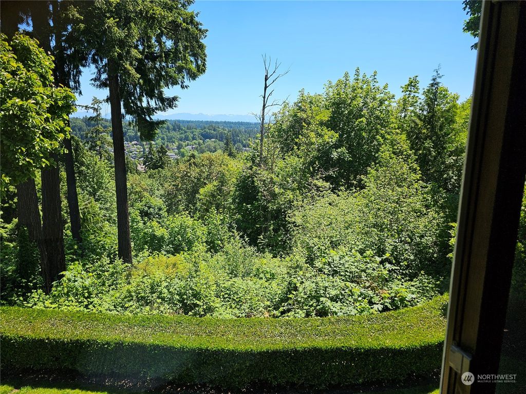 Photo of 15114 93rd Place NE, Bothell, WA 98011 (MLS # 2273687)