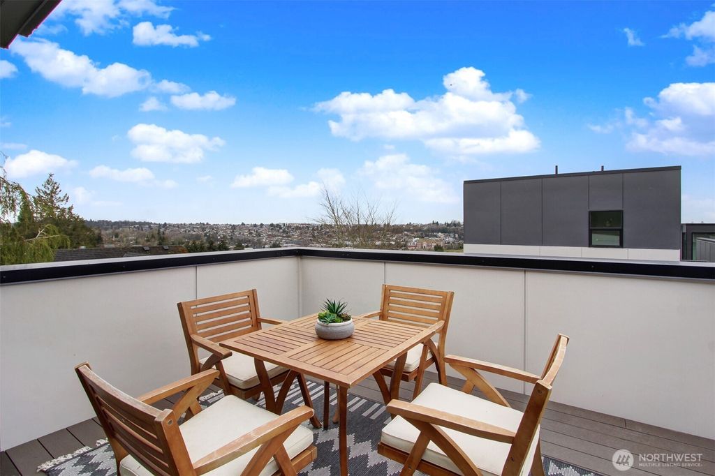 listing image 9360037232637695458