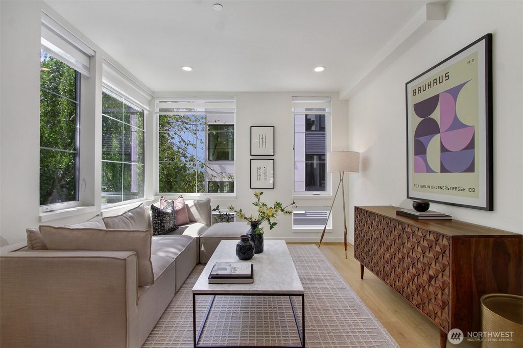 listing image 9365122395416005730