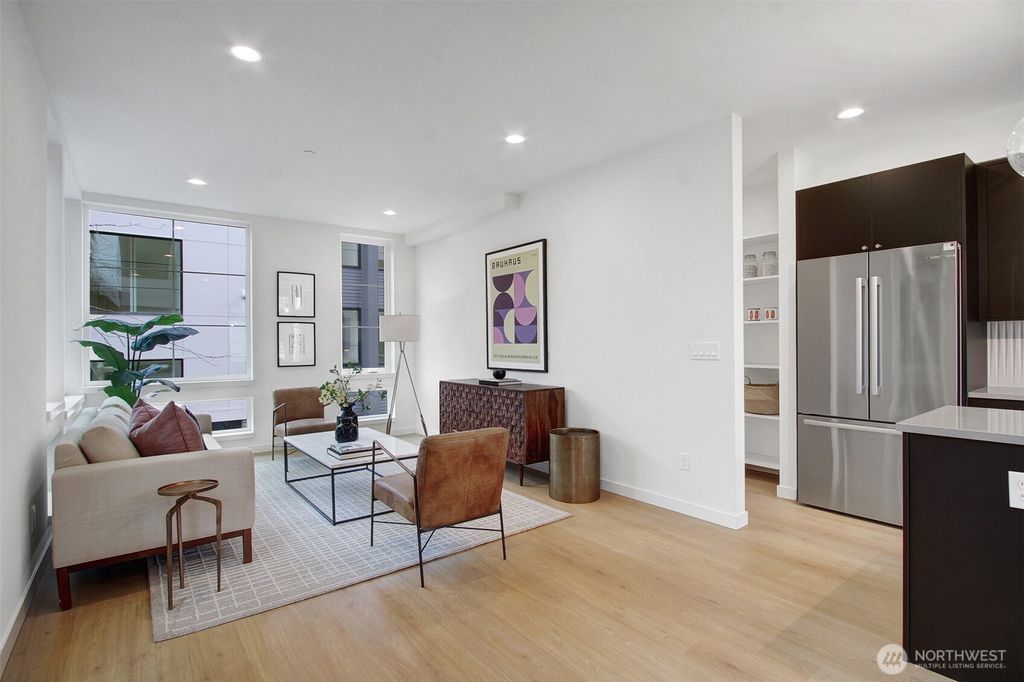 listing image 9362374534340167464