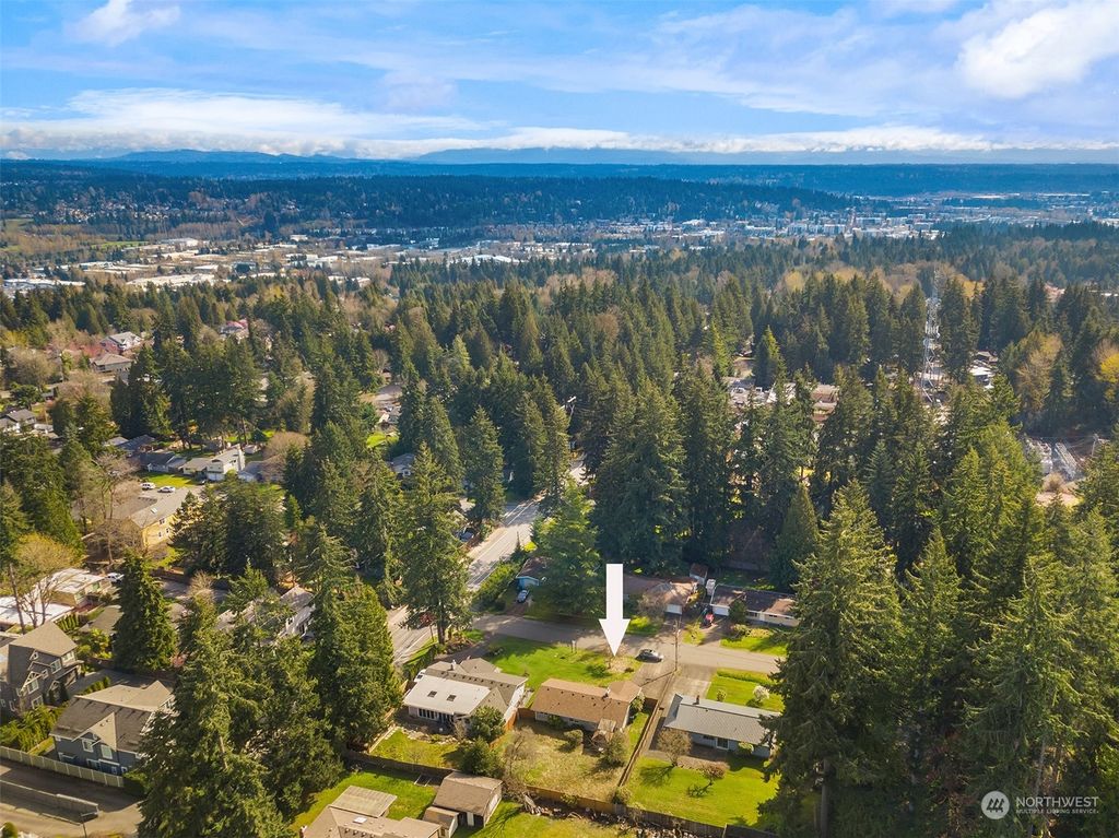 Photo of 7845 135th Avenue NE, Redmond, WA 98052 (MLS # 2056097)