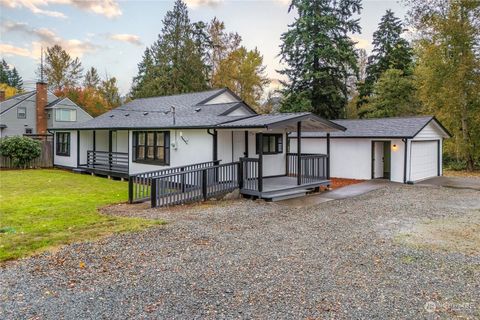 MLS: 2304608