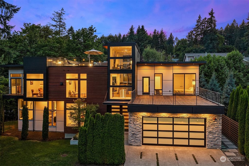 Photo of 7227 93rd Avenue SE, Mercer Island, WA 98040 (MLS # 2148723)