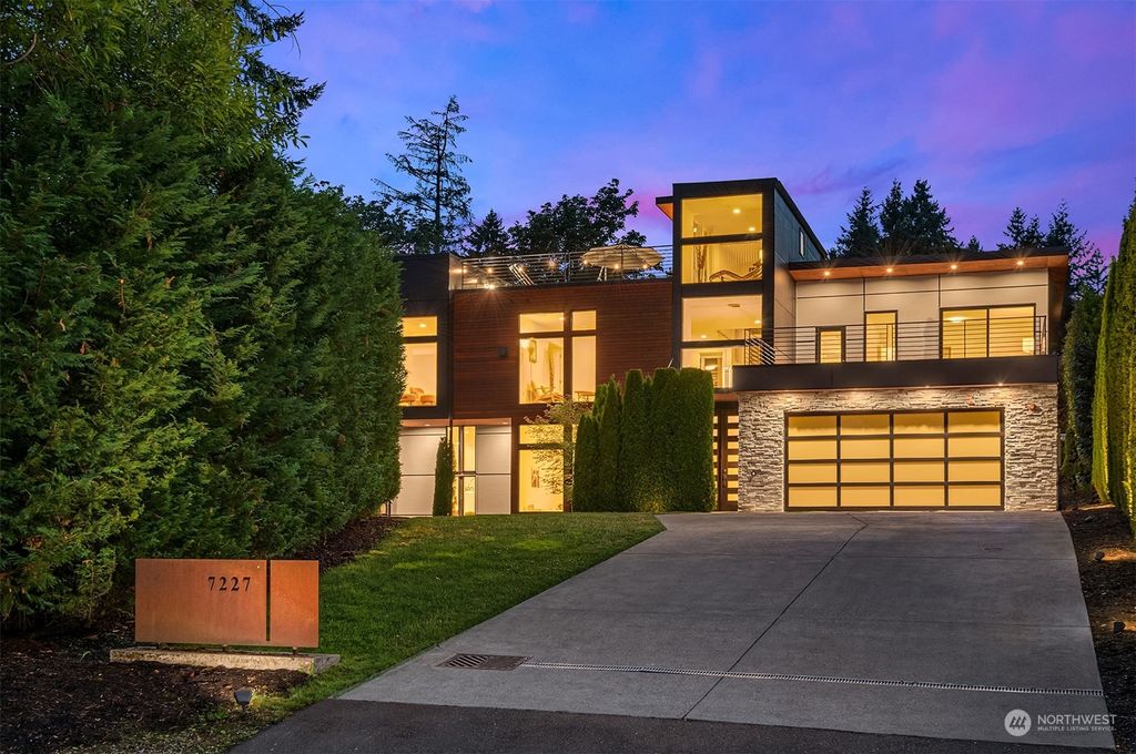 Photo of 7227 93rd Avenue SE, Mercer Island, WA 98040 (MLS # 2148723)