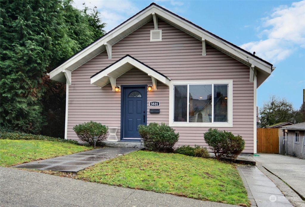 Photo of 3521 S Bennett Street, Seattle, WA 98118 (MLS # 2190104)