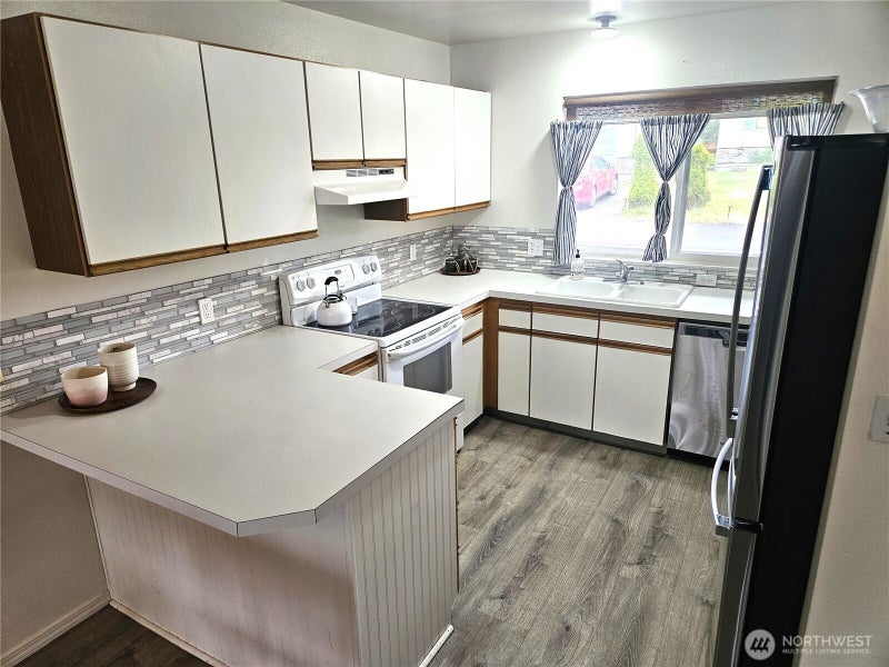 1515 Ocean Beach Boulevard 202