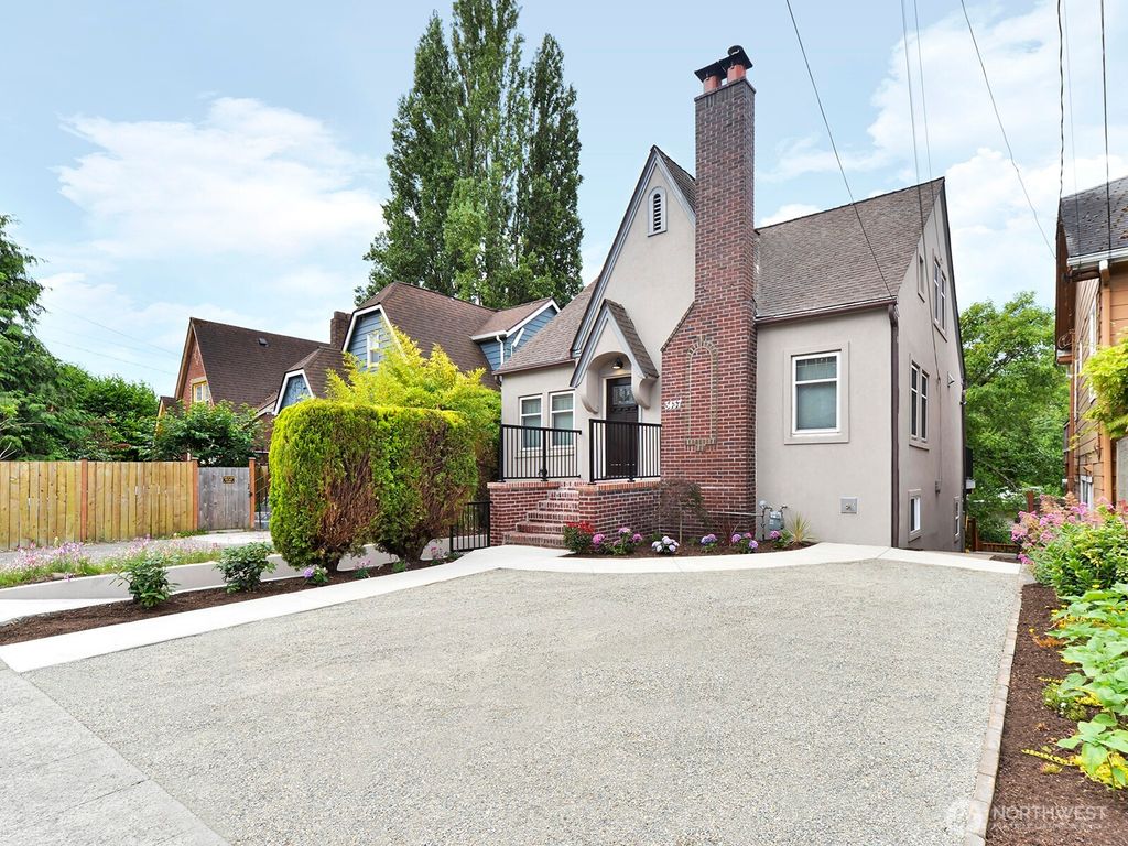 Photo of 3437 15th Avenue S, Seattle, WA 98144 (MLS # 2475152)