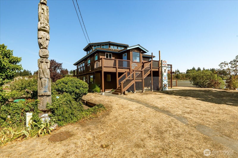 2385 Sunlight Beach Road
