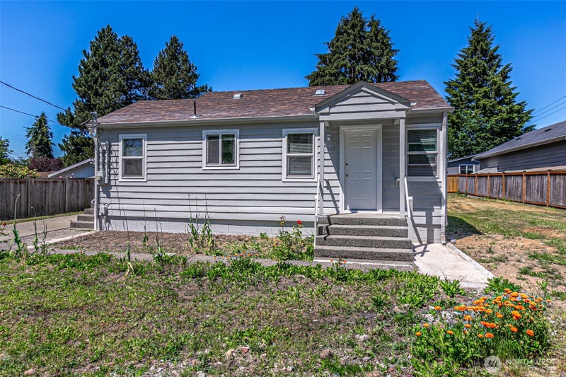 1516 S 272nd